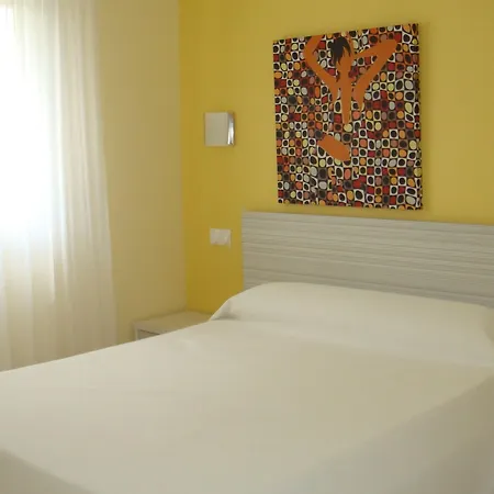 Hotel Y Nova