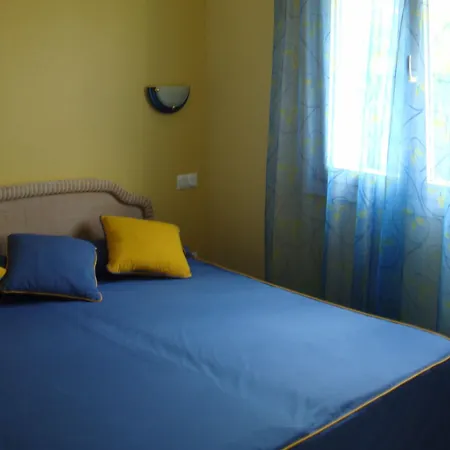 Y Nova Hotel 3*